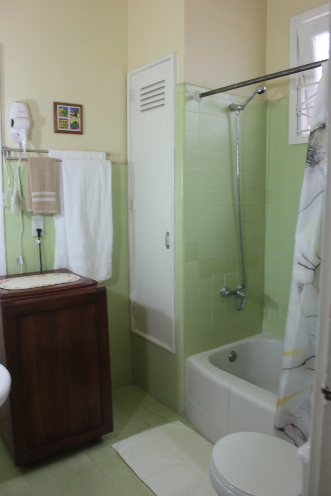 '' Casas particulares are an alternative to hotels in Cuba.